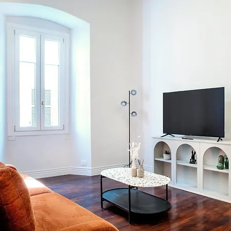 Apartment Materia - Boutique With View Balcony